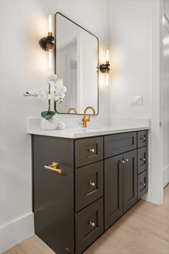 069-5425-Nevada-Ave-[2984353]-71