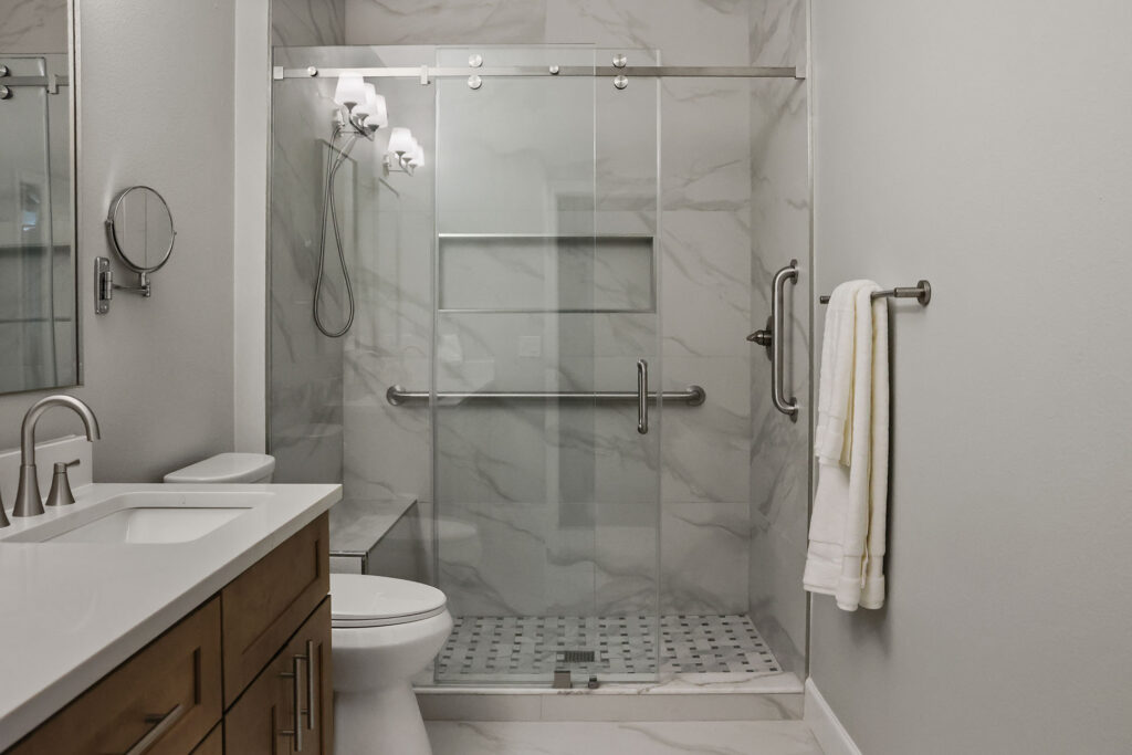 Judy Corren Bathroom