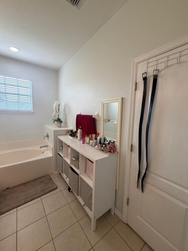 Kissimmee, Florida bathroom remodel before remodeling view