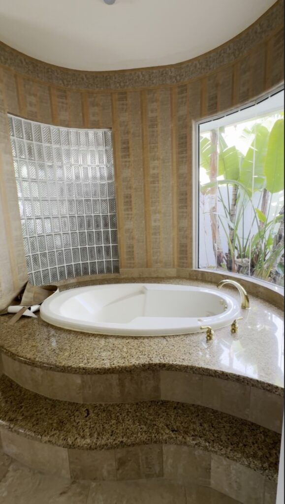 Longwood, Florida bathroom remodel before remodeling view