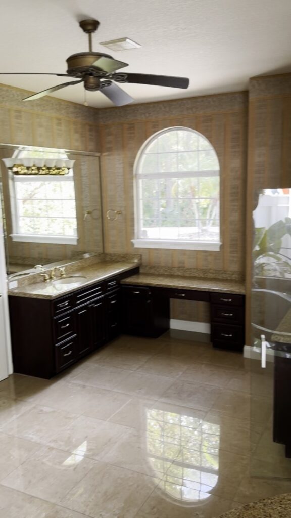 Longwood, Florida bathroom remodel before remodeling view